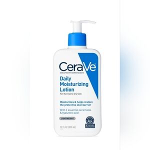CeraVe Daily Moisturizing Lotion - White and Blue